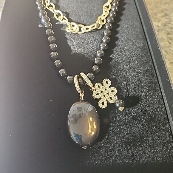 Heidi Daus Loop Back Around Changeable Charms Necklace Black Gold-Tone - Picture 3 of 8